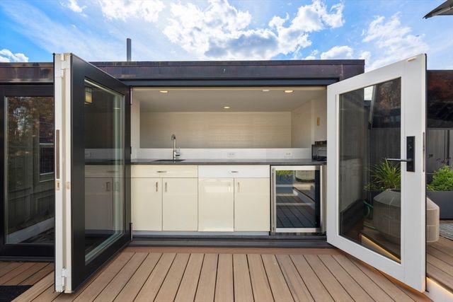 244 Marlborough Street PH, Boston, MA 02116