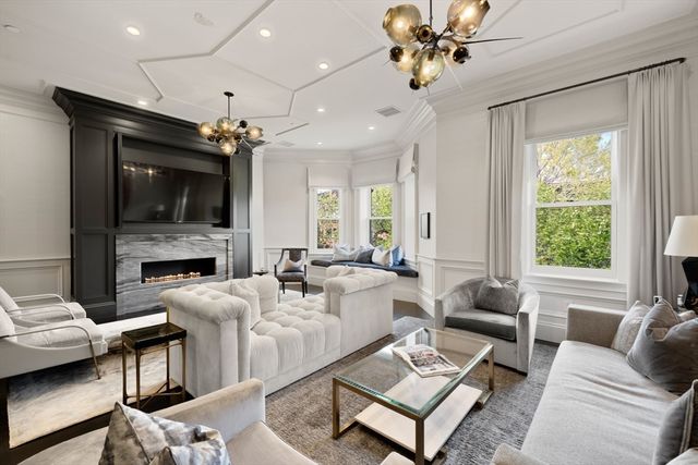 244 Marlborough Street PH, Boston, MA 02116