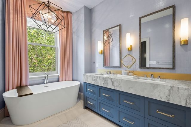 244 Marlborough Street PH, Boston, MA 02116