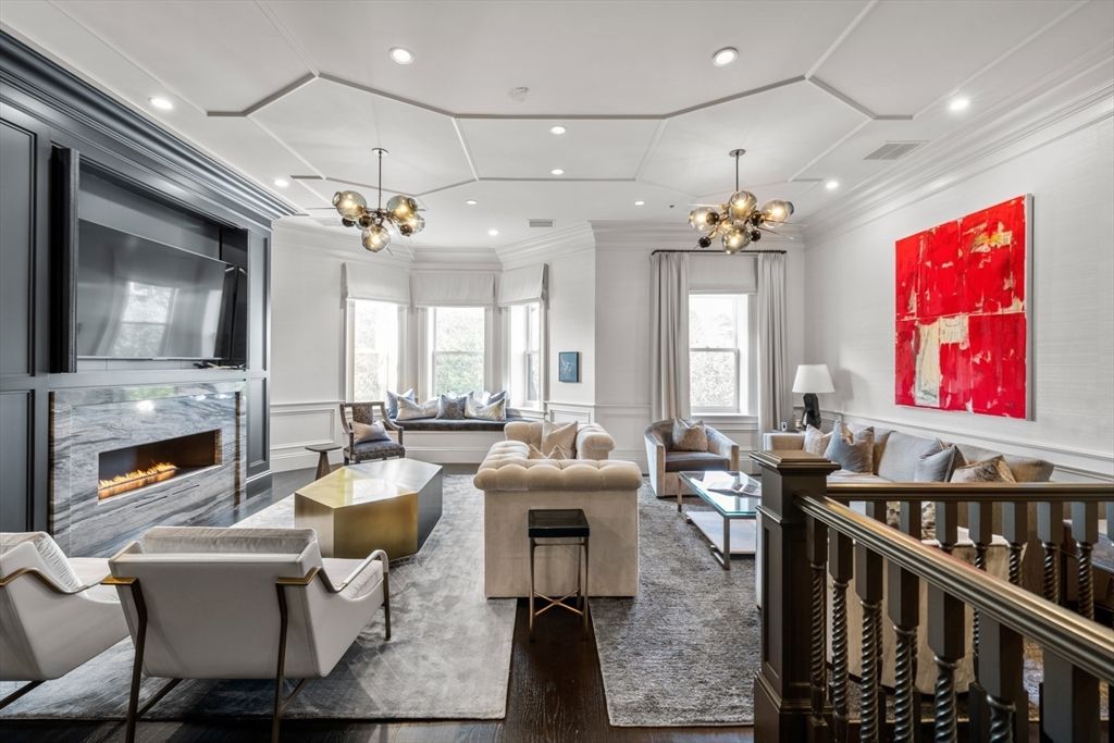 244 Marlborough Street PH, Boston, MA 02116