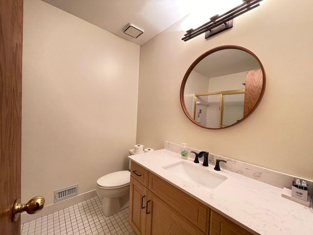 13701 Wood Lane, Minnetonka, MN 55305