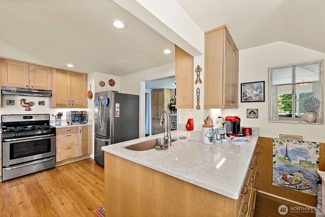 1512 Cole Loop SE, Port Orchard, WA 98366