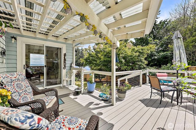 1512 Cole Loop SE, Port Orchard, WA 98366