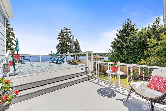 1512 Cole Loop SE, Port Orchard, WA 98366
