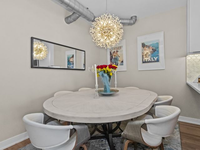 1645 W School Street 409, Chicago, IL 60657