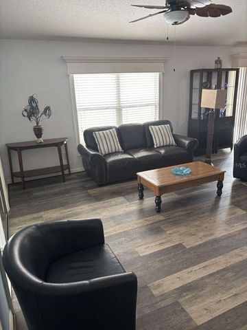 1067 CARVER COURT, The Villages, FL 32163