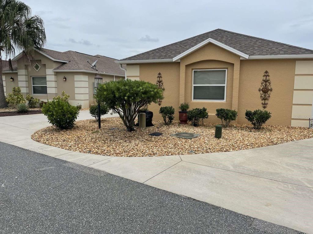 1067 CARVER COURT, The Villages, FL 32163