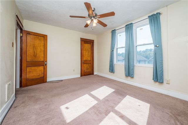 421 Avenue D, Forest Hills Boro, PA 15221