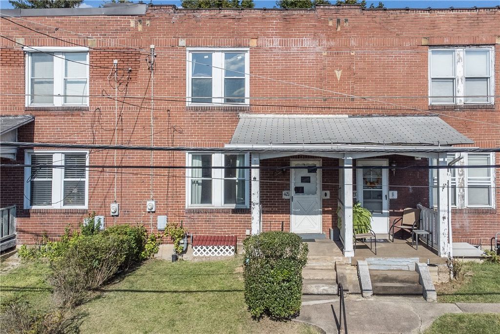 421 Avenue D, Forest Hills Boro, PA 15221