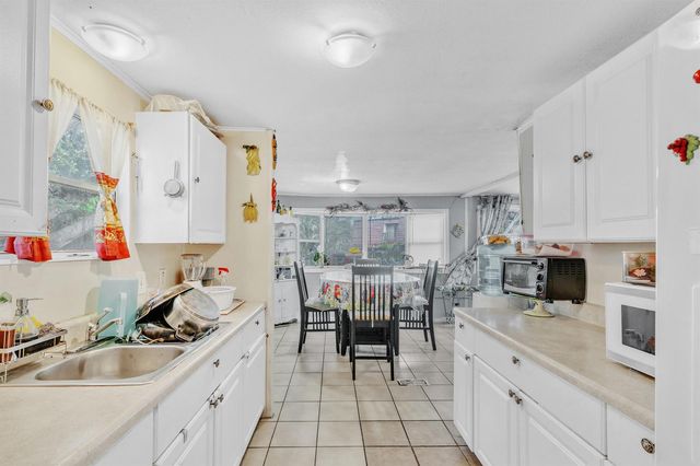 32 Lisa Lane, Greenacres, FL 33463
