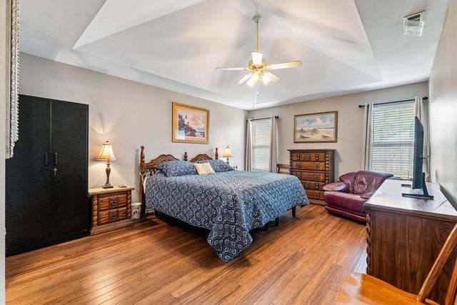 323 Center Drive, Lowell, AR 72745