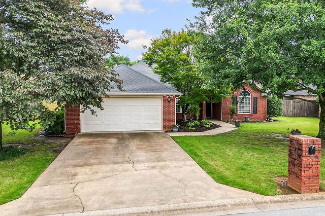 323 Center Drive, Lowell, AR 72745