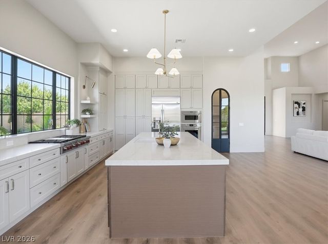 59 Desert Highlands Drive, Henderson, NV 89052