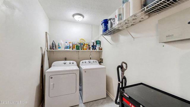 6905 Jessica Ct, Pewee Valley, KY 40056