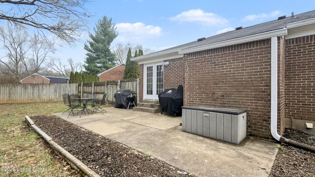 6905 Jessica Ct, Pewee Valley, KY 40056