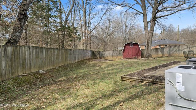 6905 Jessica Ct, Pewee Valley, KY 40056