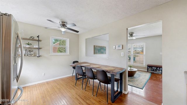 6905 Jessica Ct, Pewee Valley, KY 40056