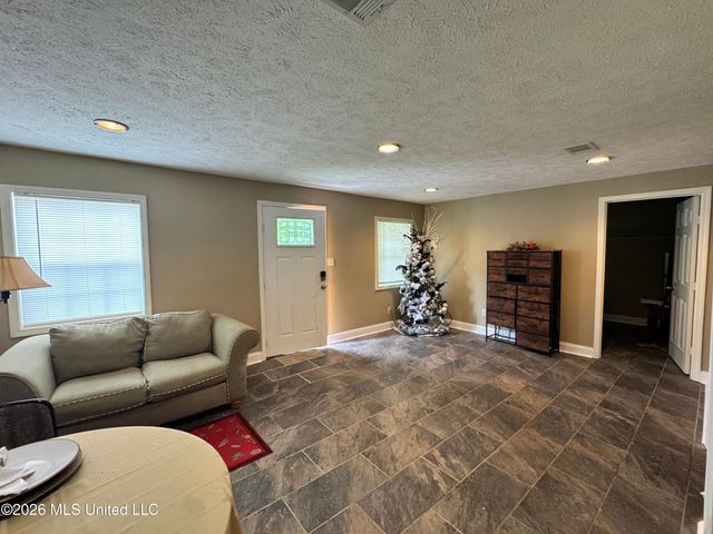 3632 Bailey Avenue, Jackson, MS 39213