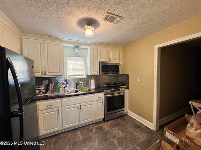 3632 Bailey Avenue, Jackson, MS 39213