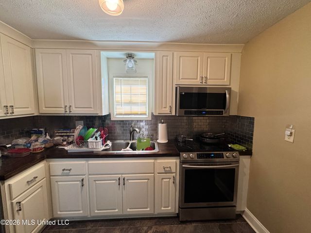 3632 Bailey Avenue, Jackson, MS 39213