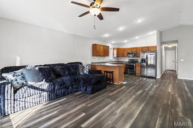 617 N 6th Street, Festus, MO 63028