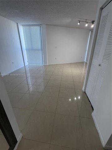 7075 NW 186th St C409, Hialeah, FL 33015