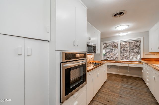 231 silverbell Lane, Gatlinburg, TN 37738