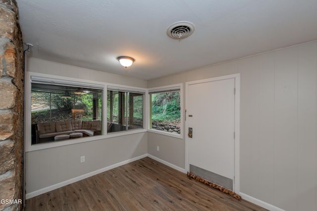 231 silverbell Lane, Gatlinburg, TN 37738