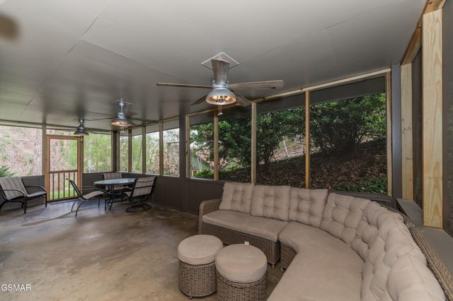 231 silverbell Lane, Gatlinburg, TN 37738