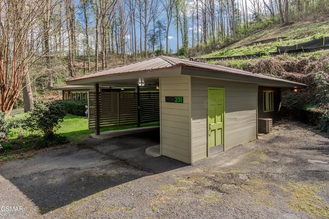 231 silverbell Lane, Gatlinburg, TN 37738