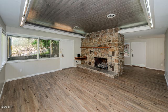 231 silverbell Lane, Gatlinburg, TN 37738