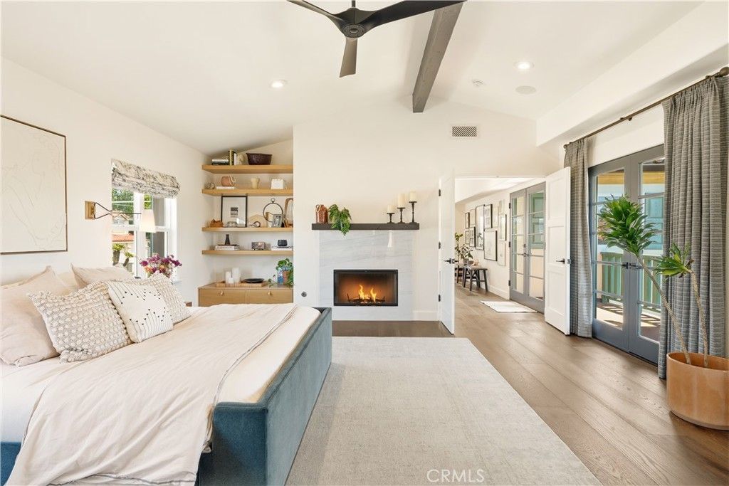 Image 24 of property listing at 1756 10th, Manhattan Beach, CA 90266