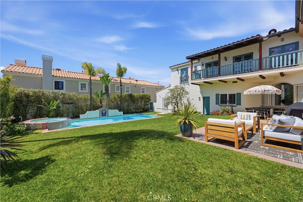 Image 35 of property listing at 1756 10th, Manhattan Beach, CA 90266