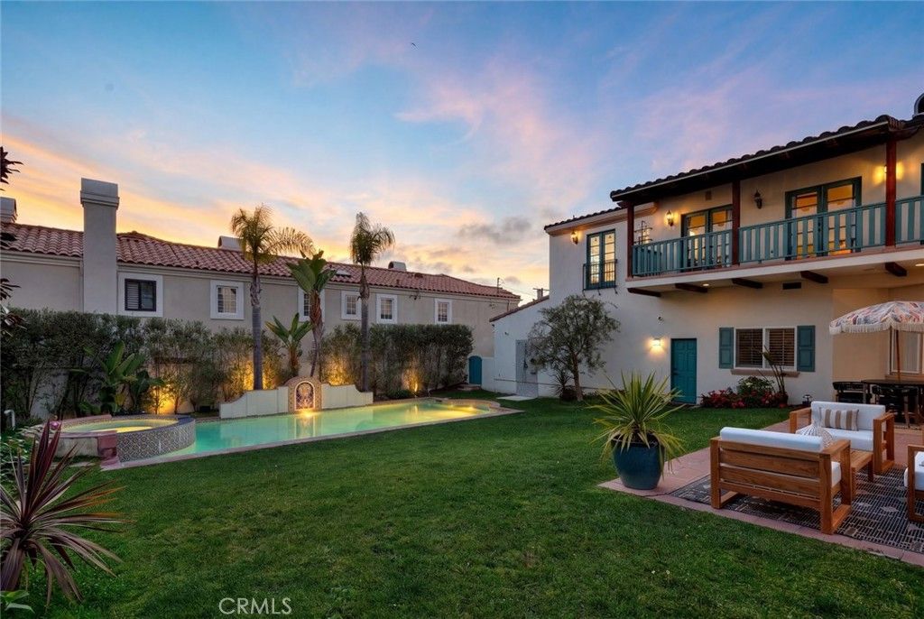 Image 36 of property listing at 1756 10th, Manhattan Beach, CA 90266