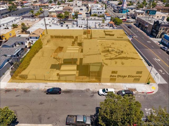 4702 University Ave., San Diego, CA 92105