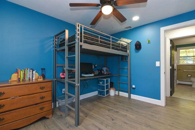 183 Chester Road, Derry, NH 03038