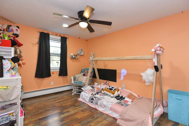 183 Chester Road, Derry, NH 03038