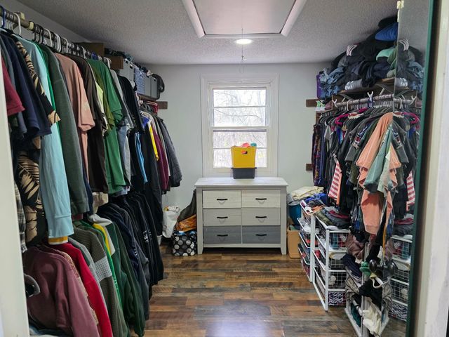 183 Chester Road, Derry, NH 03038