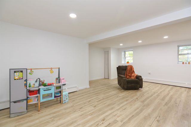 183 Chester Road, Derry, NH 03038