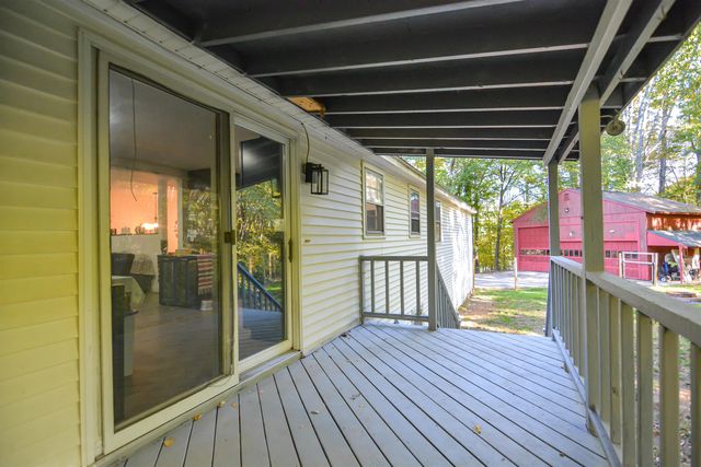 183 Chester Road, Derry, NH 03038