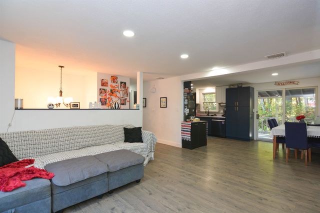 183 Chester Road, Derry, NH 03038