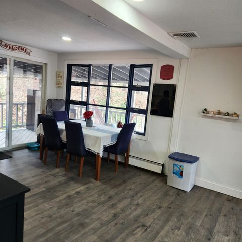 183 Chester Road, Derry, NH 03038