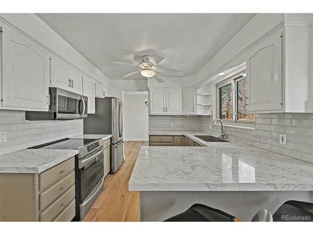 7237 W 83rd Way, Arvada, CO 80003