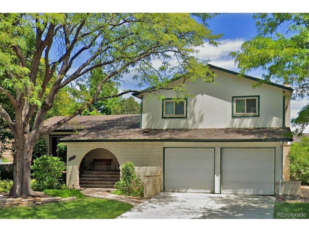 7237 W 83rd Way, Arvada, CO 80003