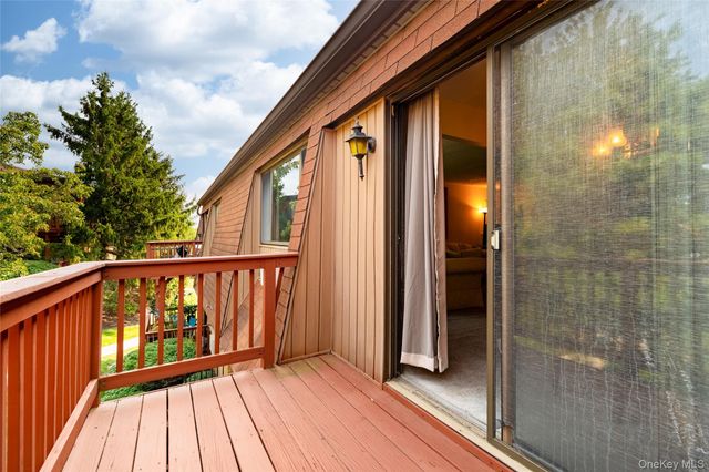24 Richard Court, Pomona, NY 10970