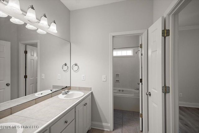 220 White Oak Place, Pearl, MS 39208