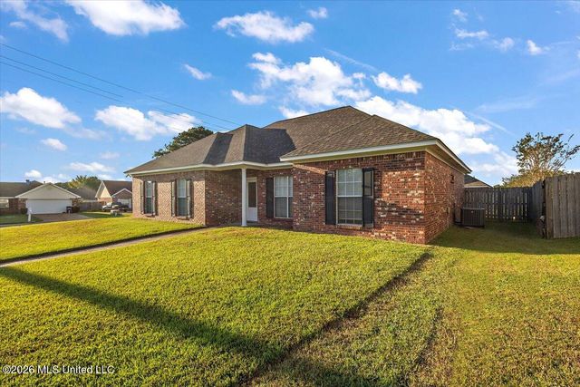 220 White Oak Place, Pearl, MS 39208