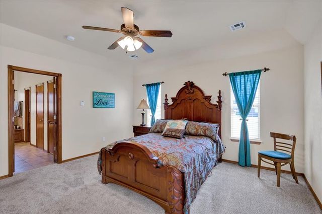8277 Rockcliff Way, Piedmont, OK 73078