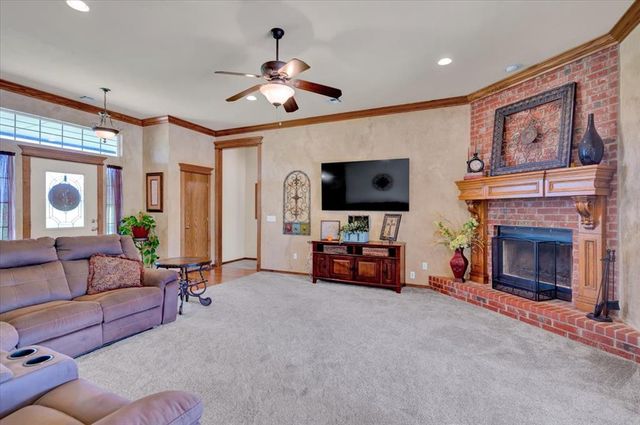 8277 Rockcliff Way, Piedmont, OK 73078