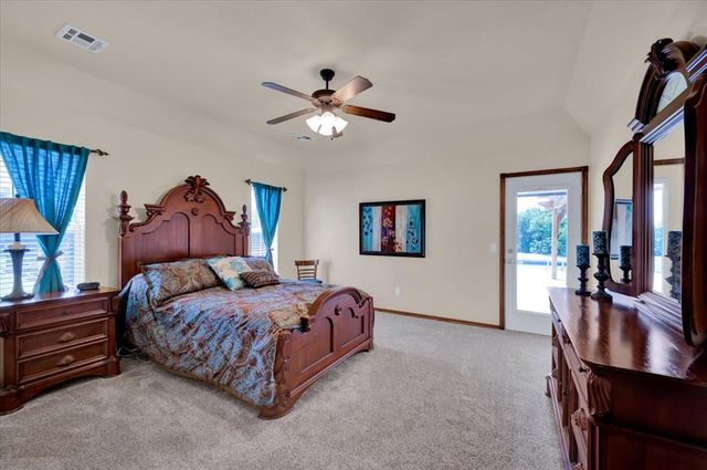 8277 Rockcliff Way, Piedmont, OK 73078
